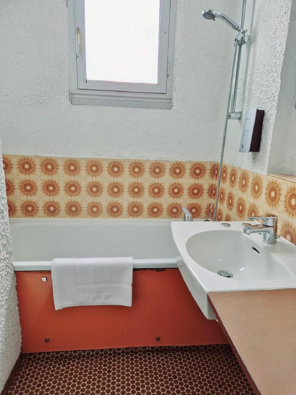 Hotel Le Challans Ngoại thất bức ảnh